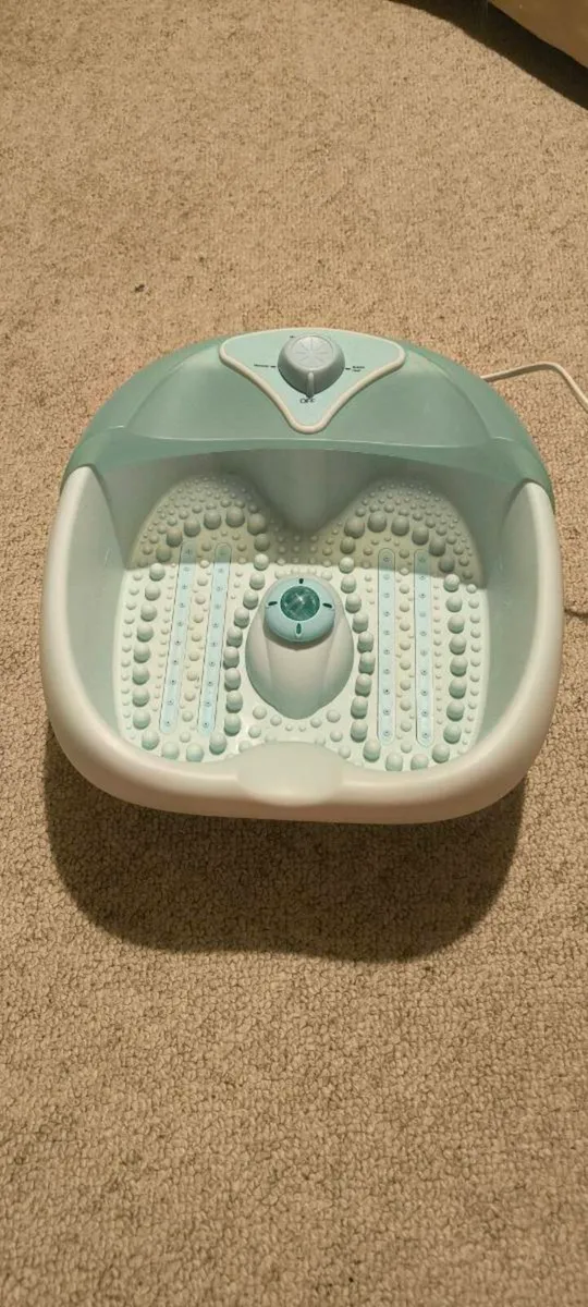 Foot spa bath massage - Image 1