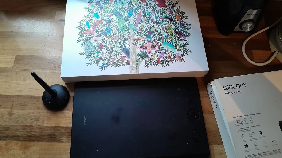 Wacom Intous Pro Tablet and Pen - Image 1