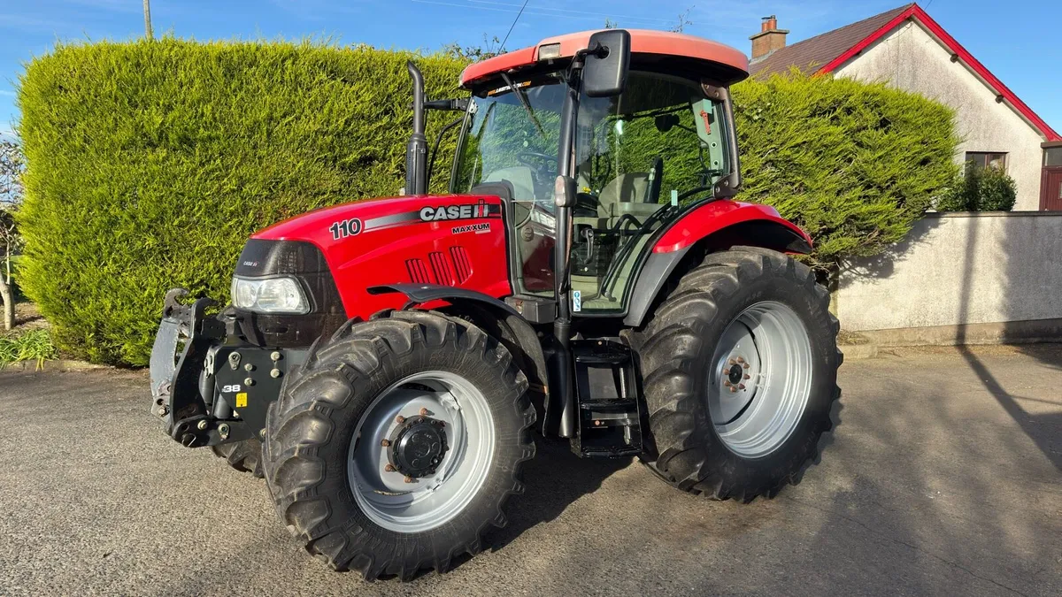 Case Maxxum 110 - Image 1