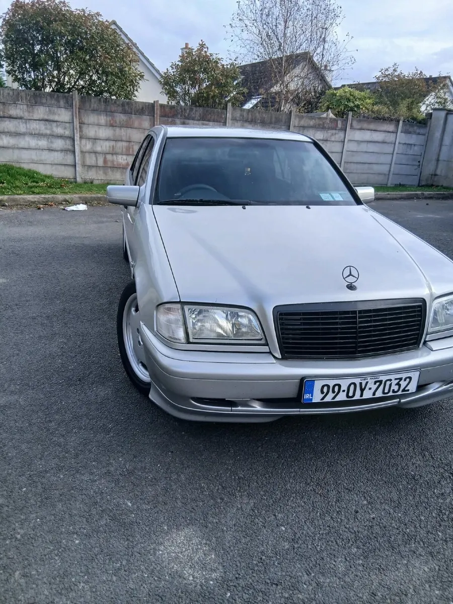 Mercedes-Benz C-Class 1999 - Image 3