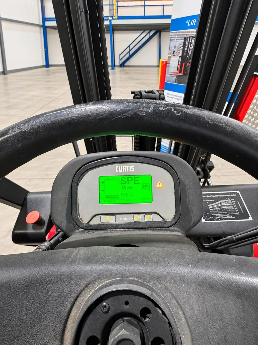 EP Electric Forklift - Image 4