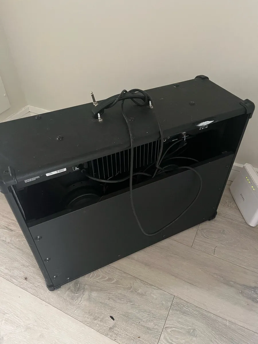 Line 6 Spider IV Guitar Amp - Image 2