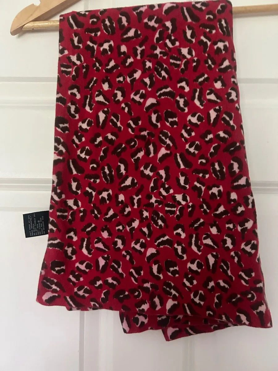 Little Marc Jacob’s scarf - Image 4