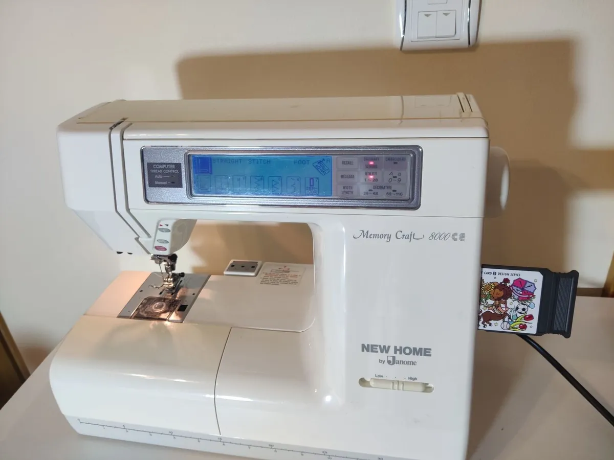 Janome Memory Craft 8000ce - Image 4