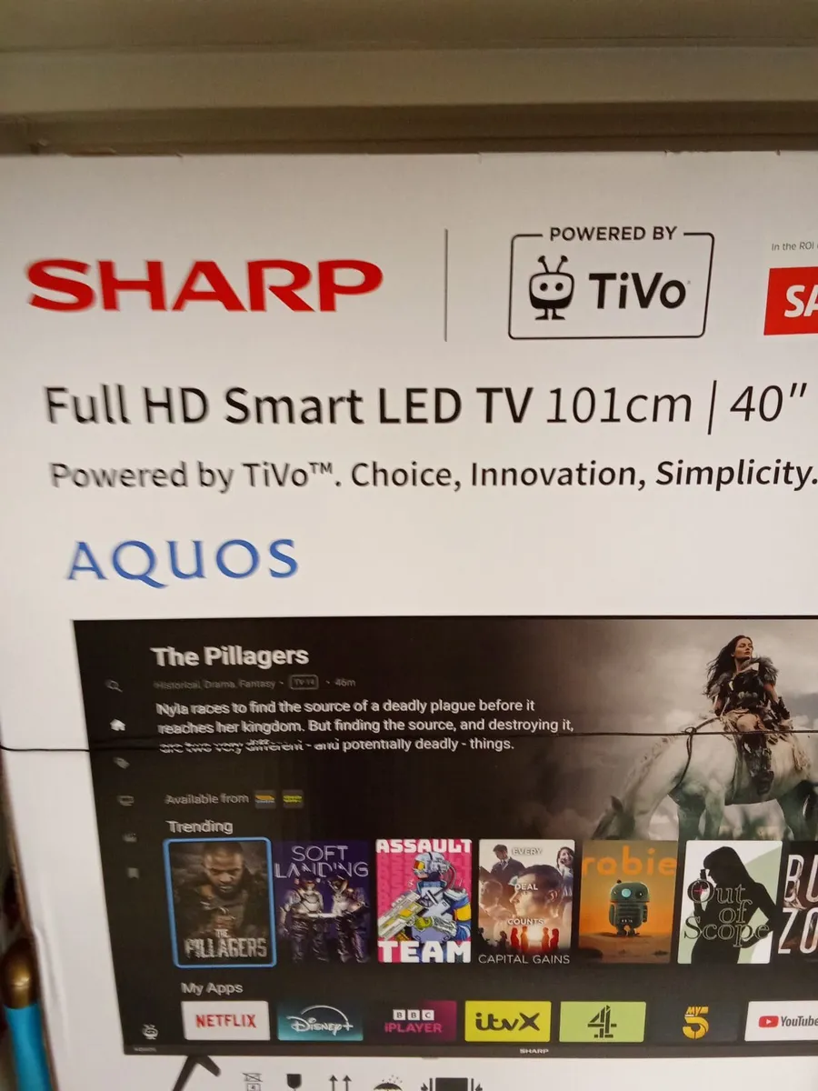 Brand new 40 inch  smart TV