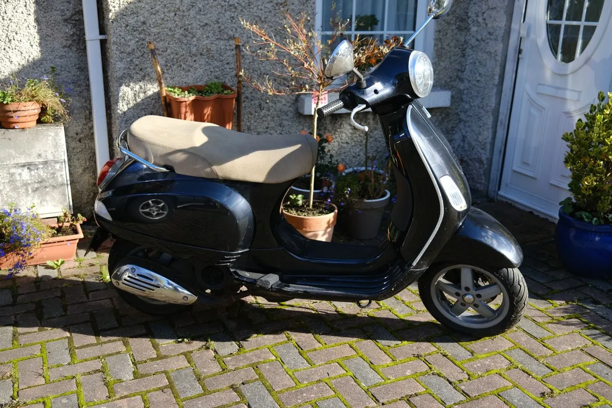 Piaggio Vespa LX 125 - Image 3