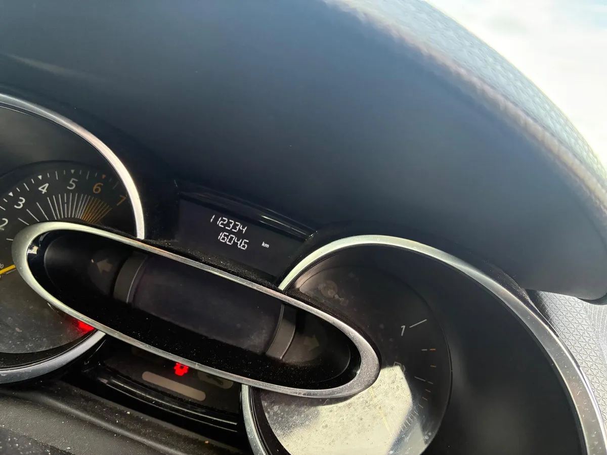 2015 Renault Clio 1.2 Petrol - Image 4