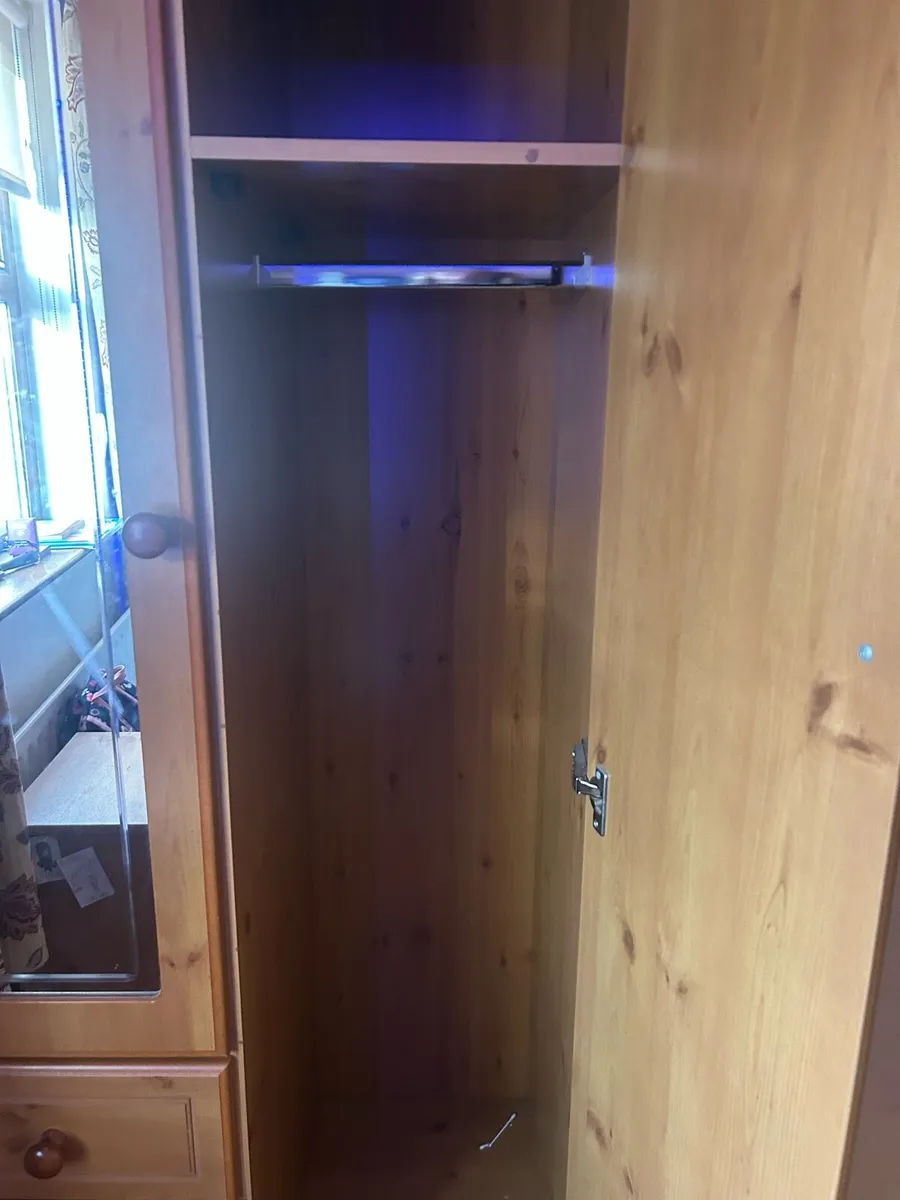 Wardrobe - Image 2