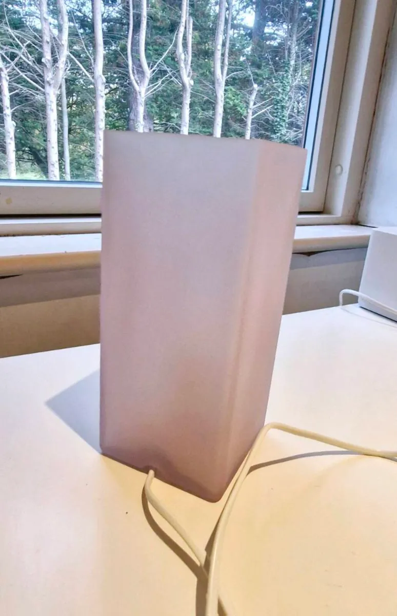 Table lamp