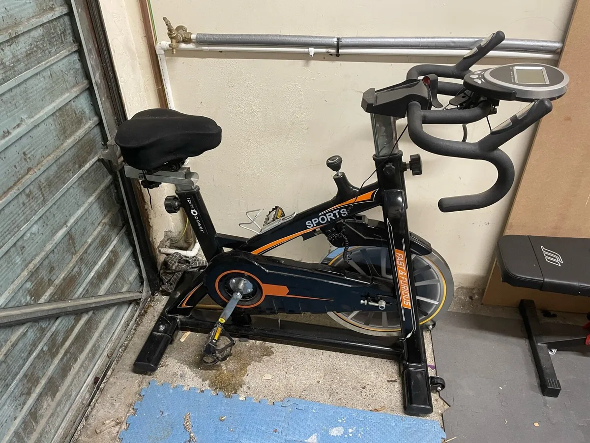 Spin bike - Image 1