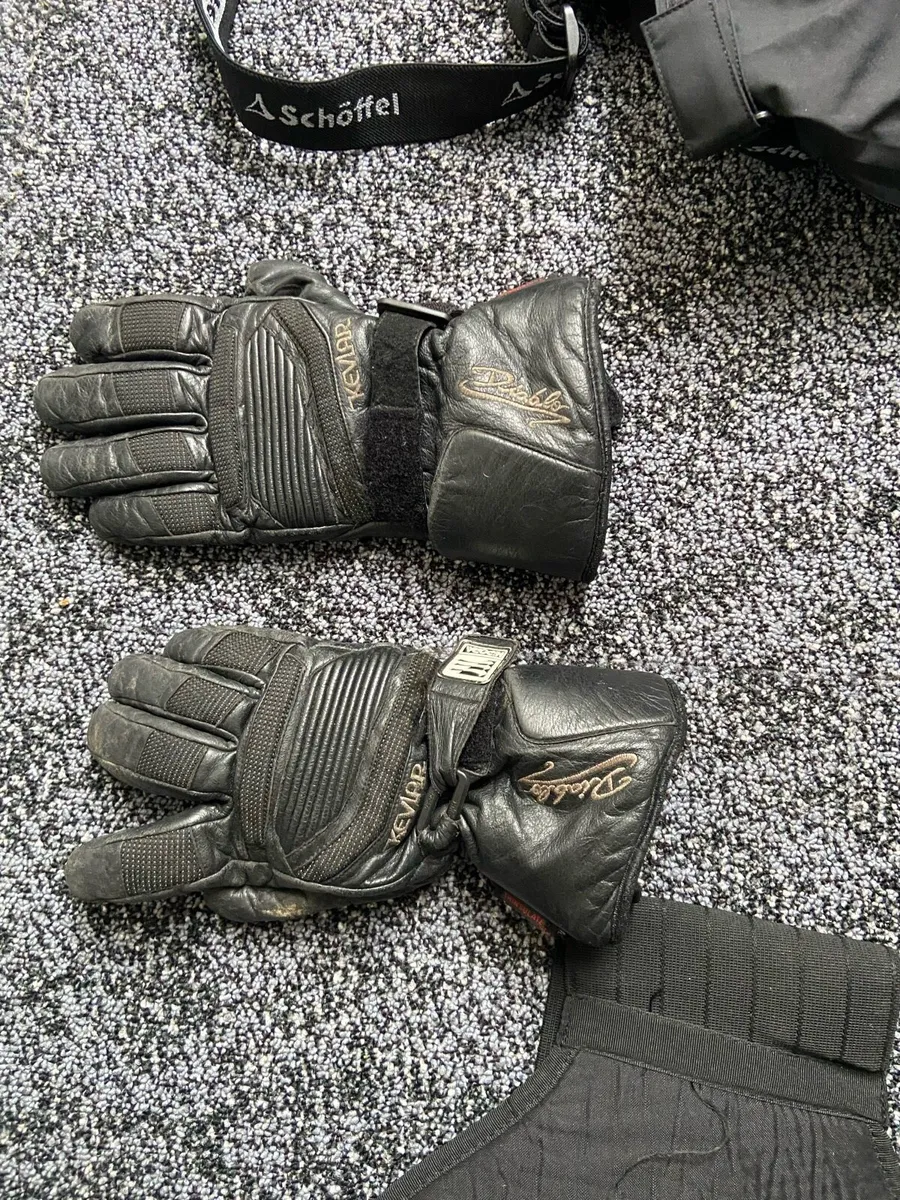 Motorcycle gear - Image 1