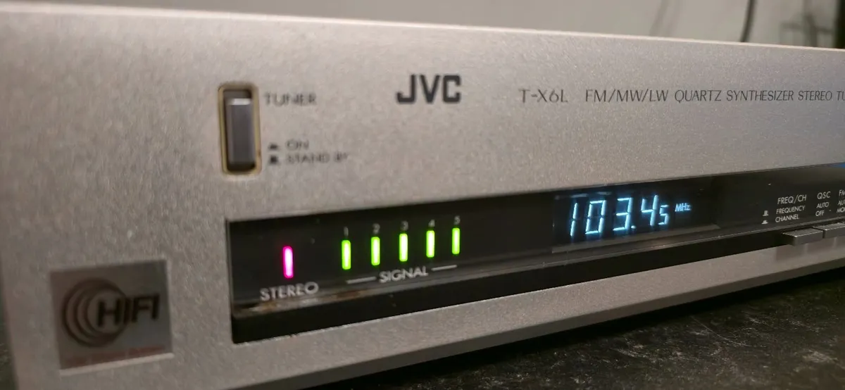 JVC T-X6L SUPER VINTAGE Hi-End  RADIO TUNER 1980y - Image 2