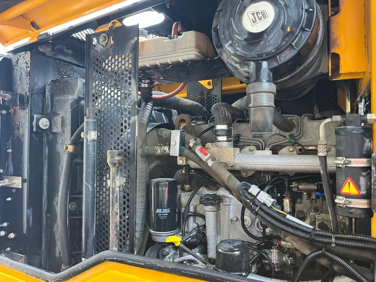 Loader - Image 4