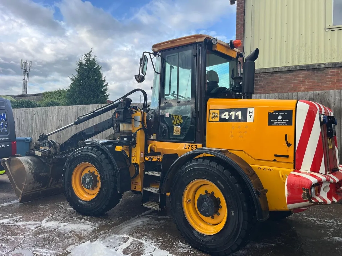 Loader - Image 1