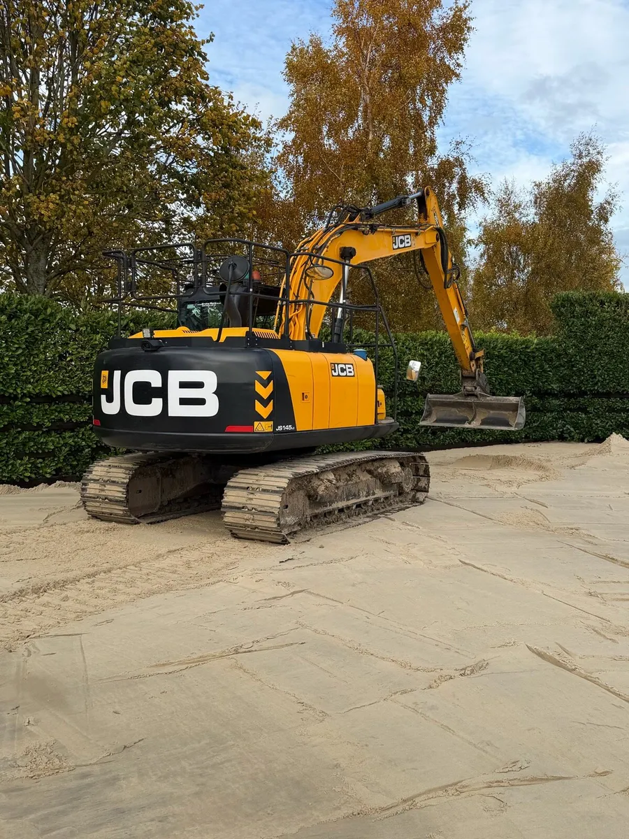 JCB 145 - Image 1