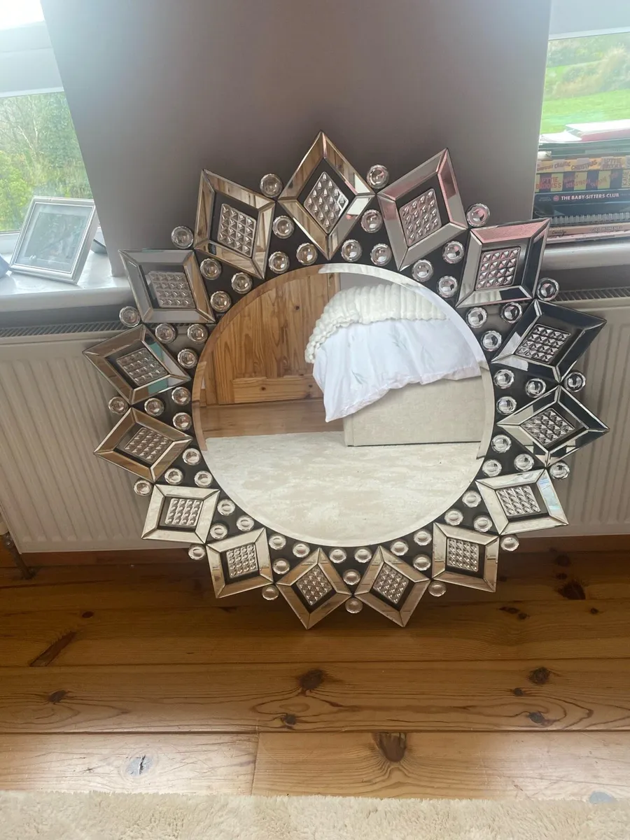 Mirror - Image 1