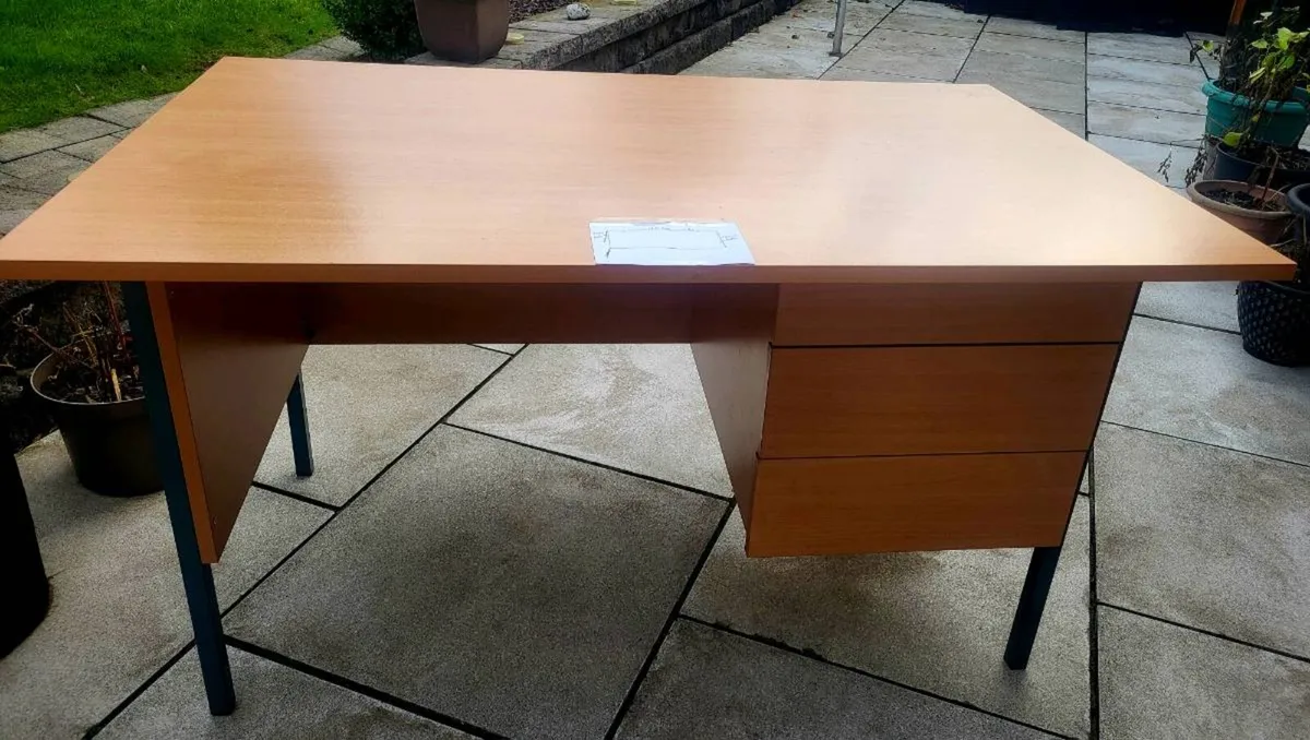 Office Desk with 3 Drawers. - Image 1