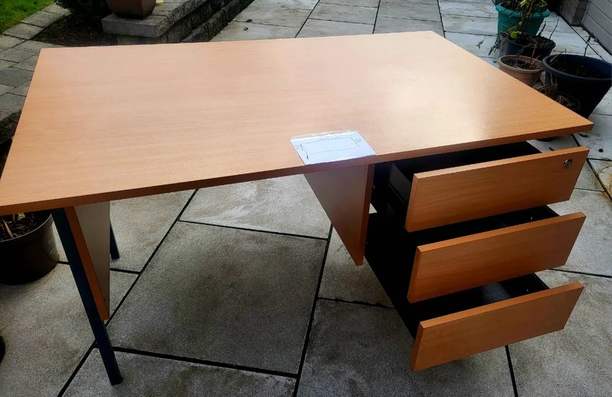 Office Desk with 3 Drawers. - Image 3