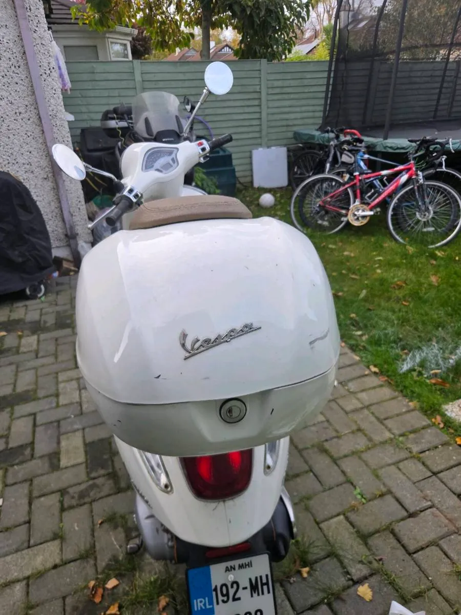 Vespa primavera 125 - Image 3