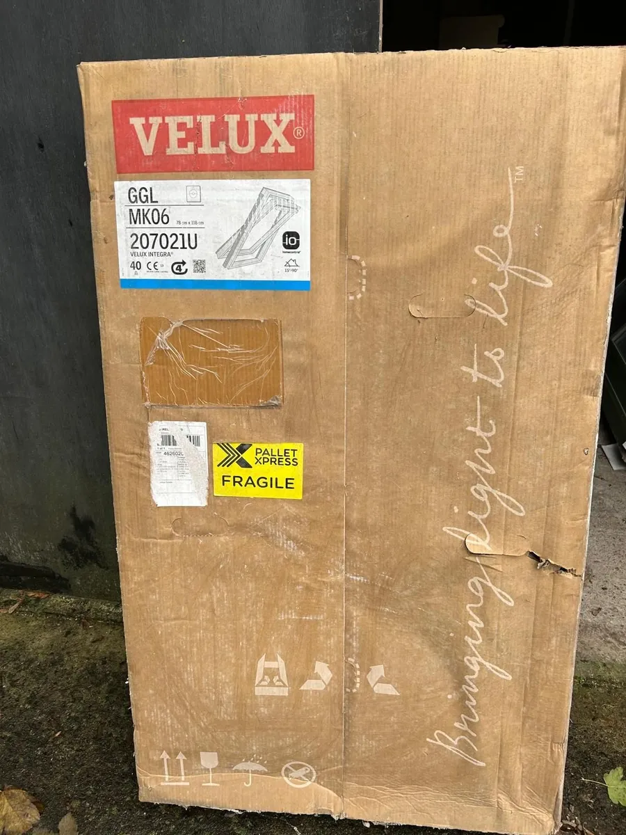 Velux window - Image 1