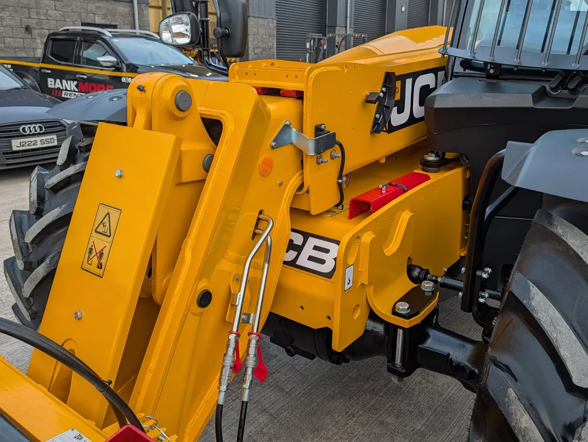 2026 JCB 531-70 - Image 3