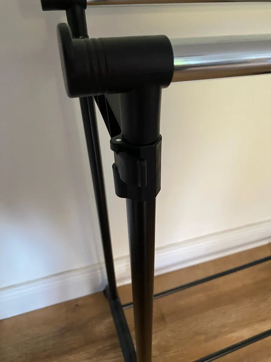 Clothes Rails - Image 4