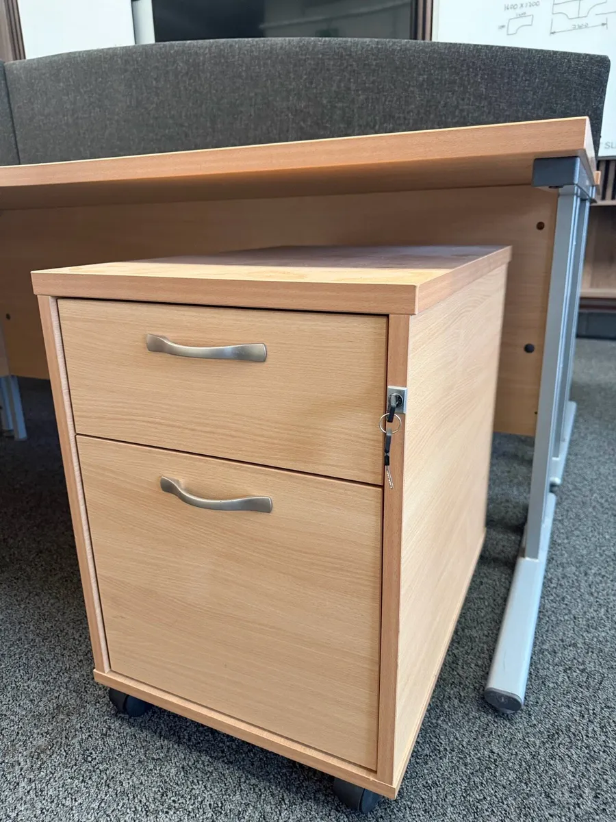 Office desk pod - Image 4