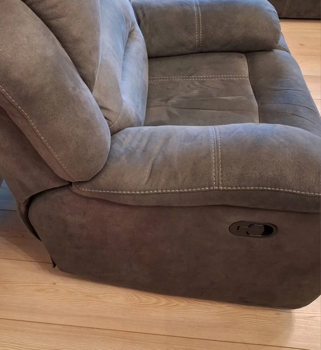 Armchair - Image 2