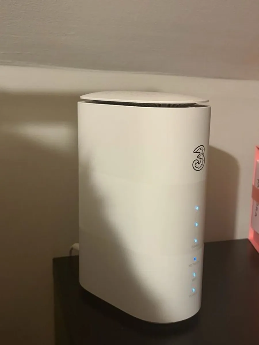 Wi-Fi Router - Image 1