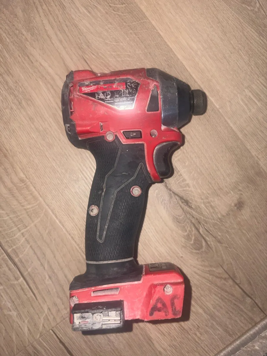 Milwaukee fuel impactor BODY ONLY - Image 2
