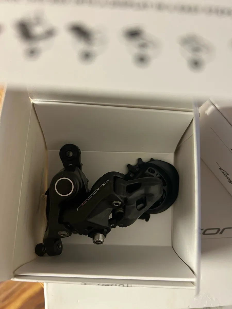 Campagnolo Record Groupset Rim Brake New - Image 2