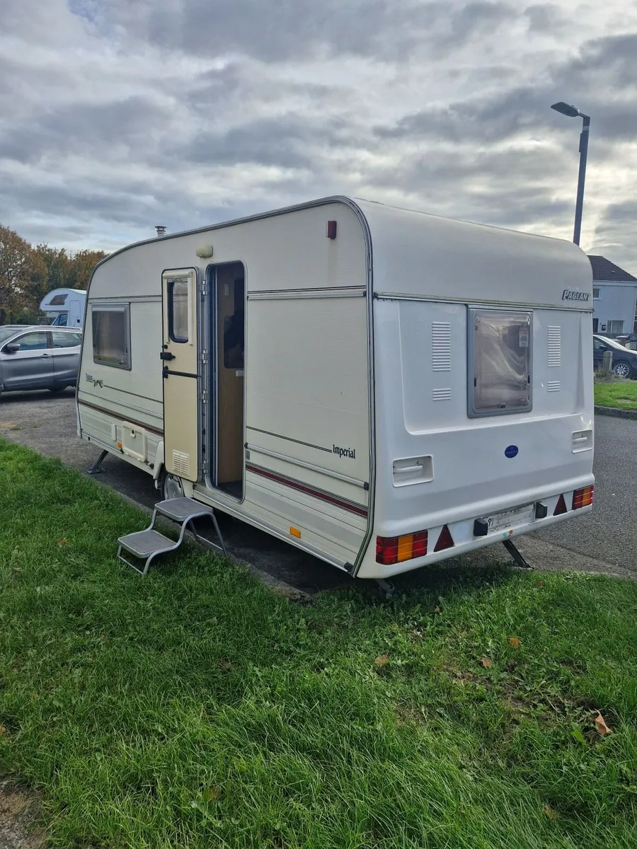 Caravan - Image 4