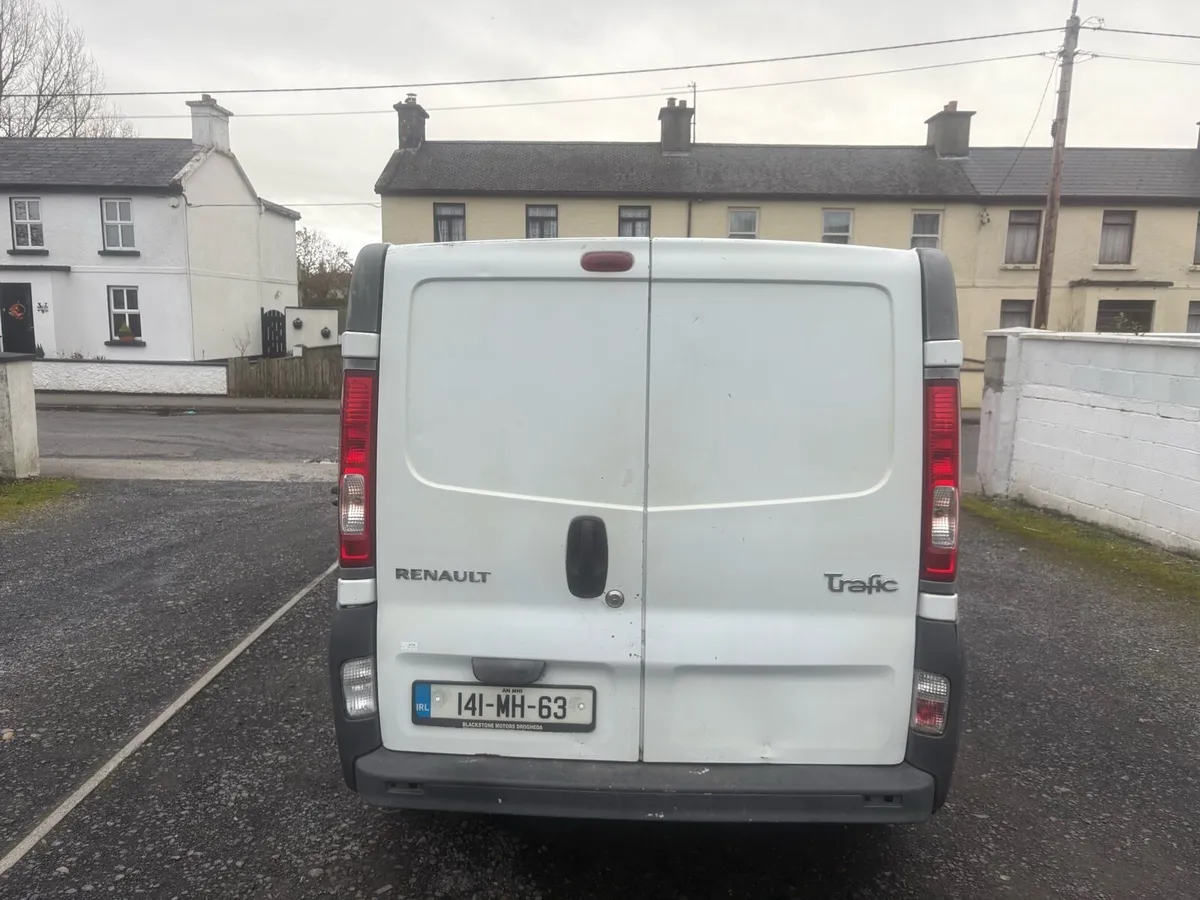 2014 Renault Traffic LWB 2.0 DOE&TAX - Image 3
