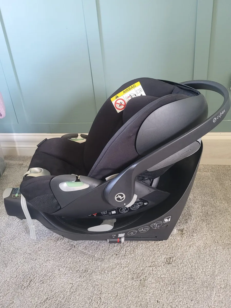 Car Seat - Image 3
