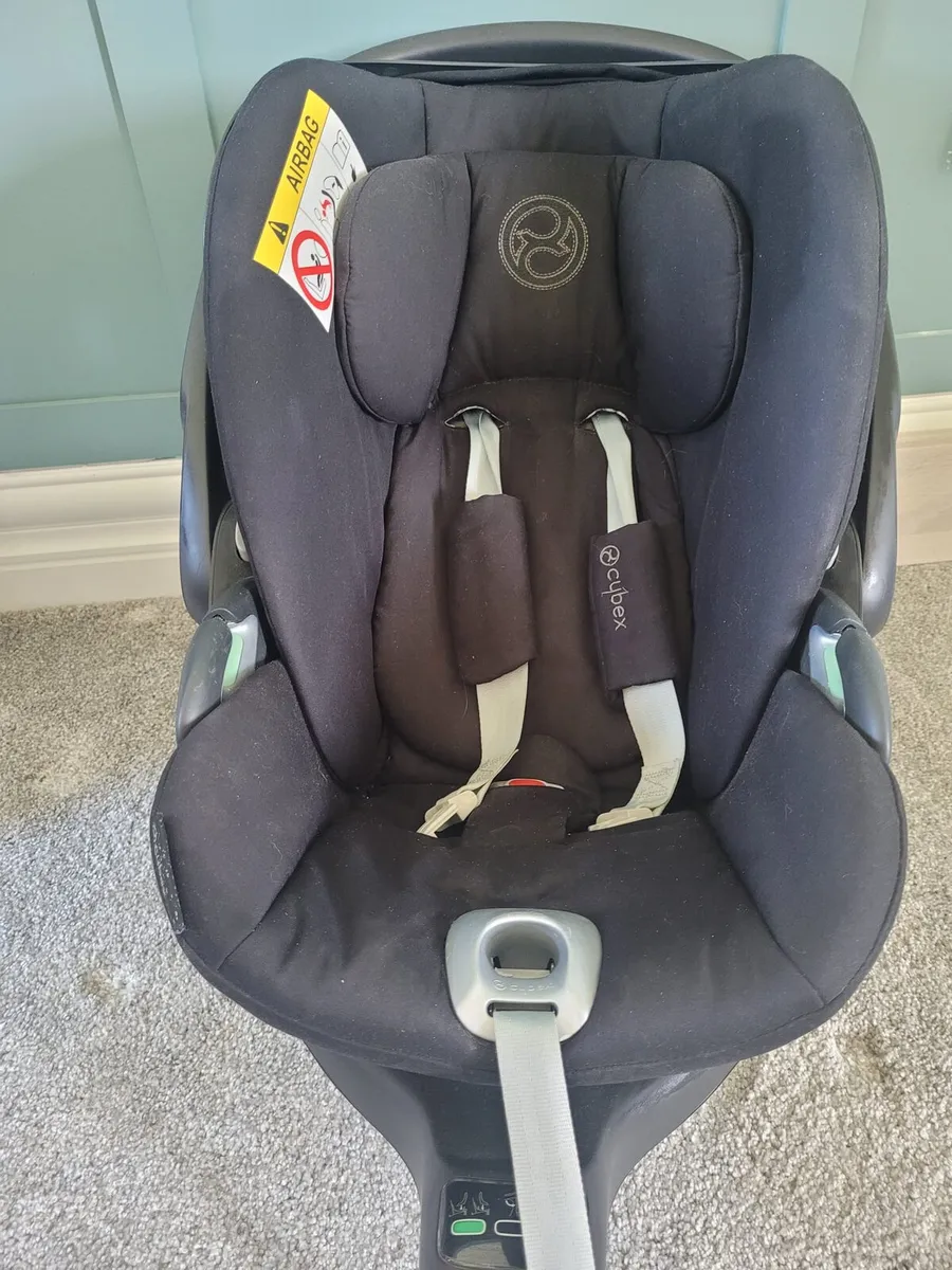Car Seat - Image 4