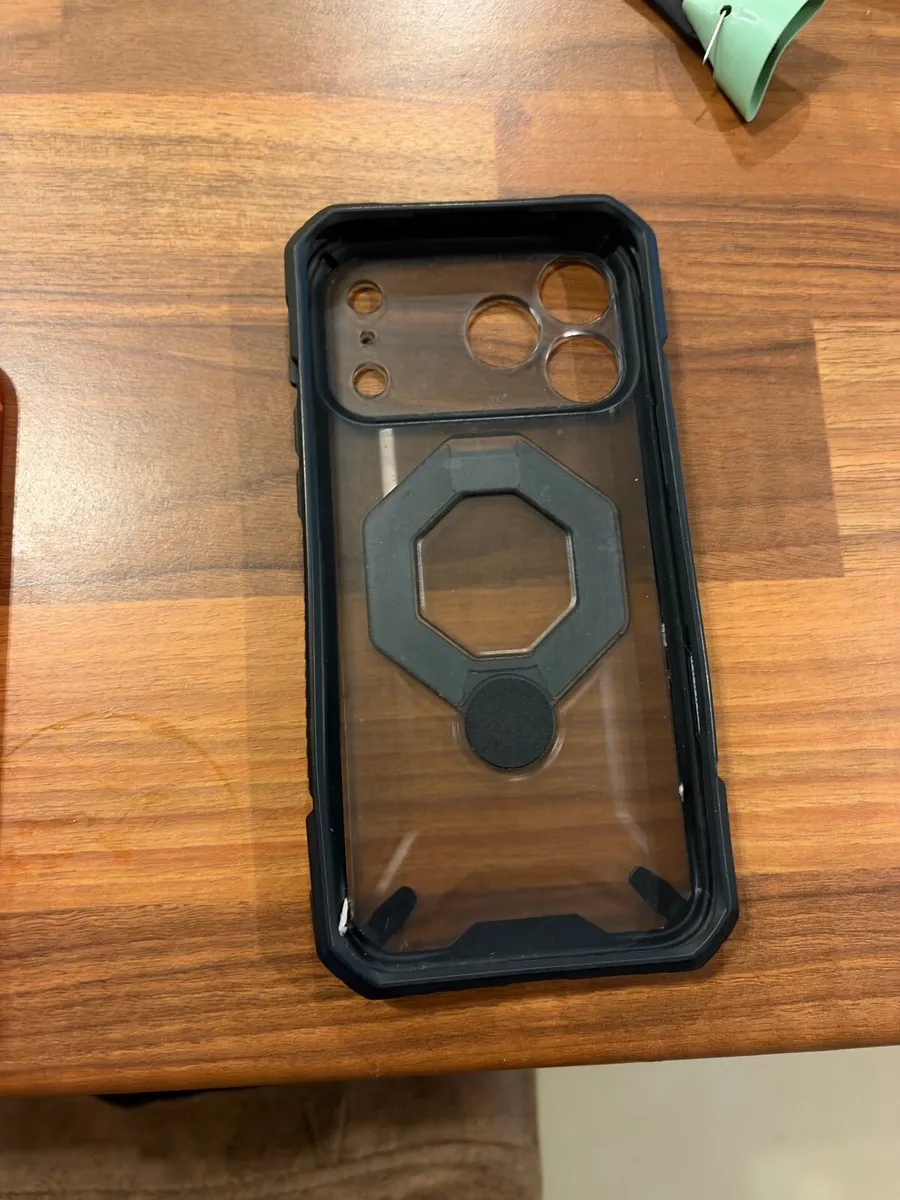 I phone 17 pro max - Image 1