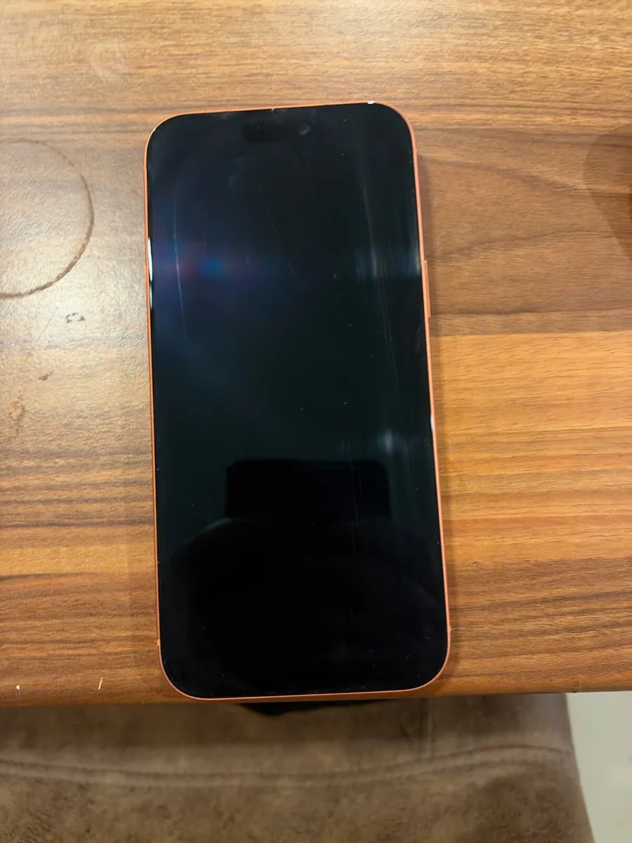 I phone 17 pro max - Image 4