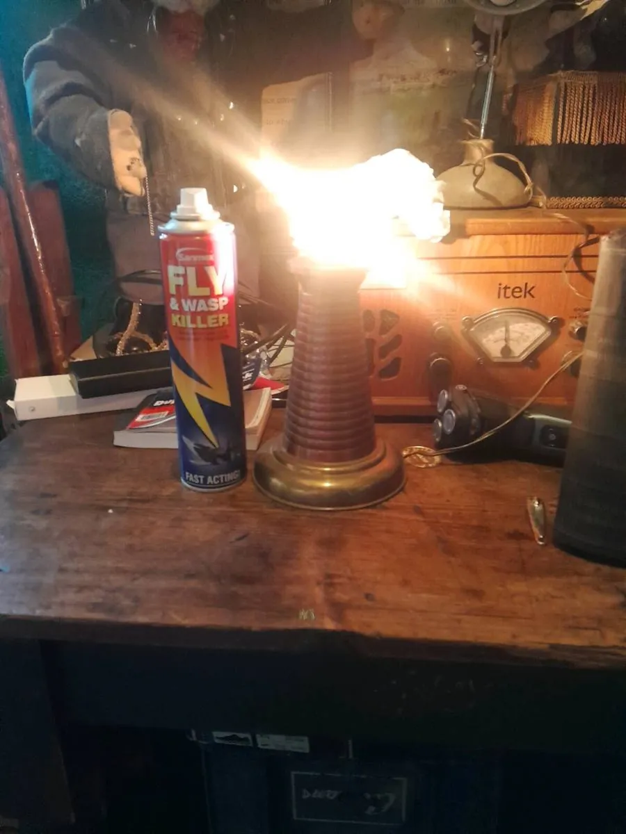 Vintage copper and brass light house table lamp - Image 4