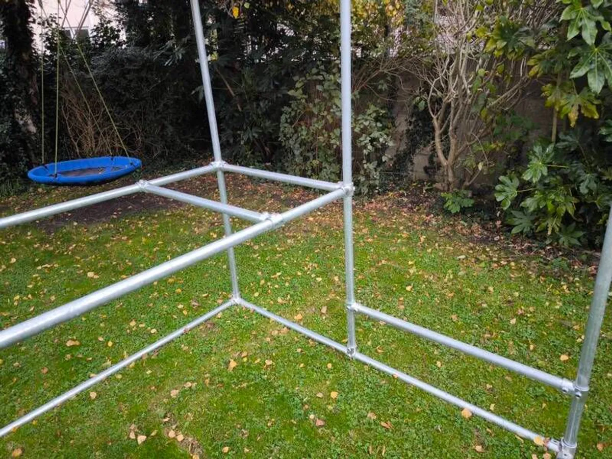 Climbing frame - Image 4