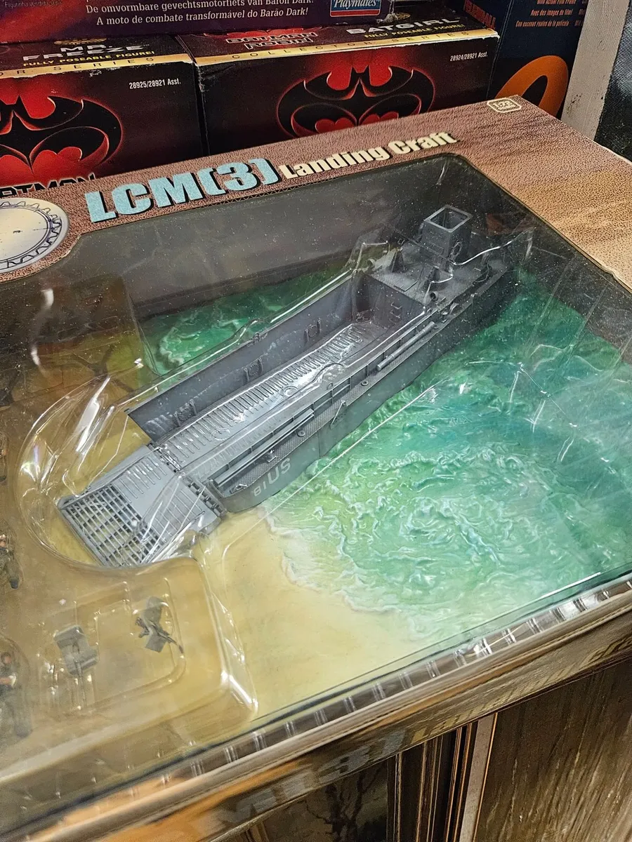 Corgi Dragon American WW2 D Day Landing Craft - Image 4
