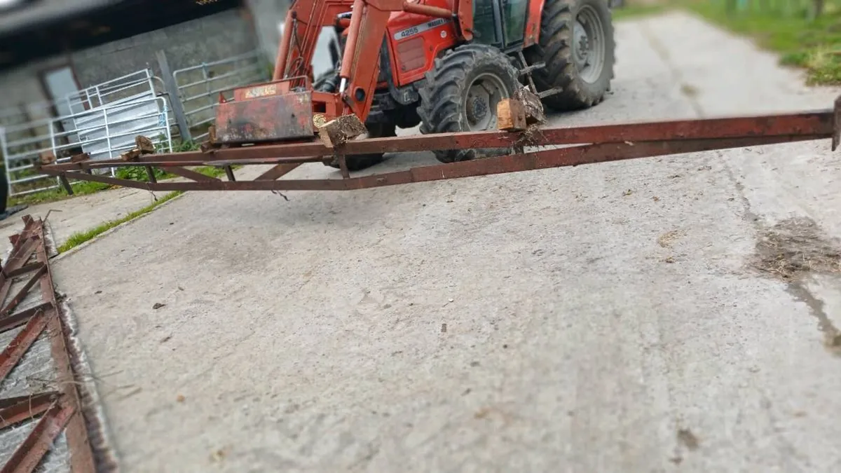 Steel trusses 30ft x 5 - Image 1