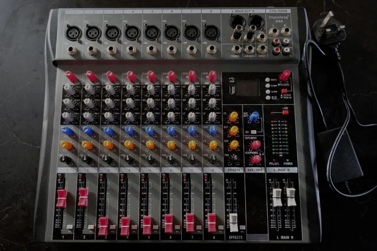 Depusheng DA8 Professional 8 Channel Mixing Console - Image 1