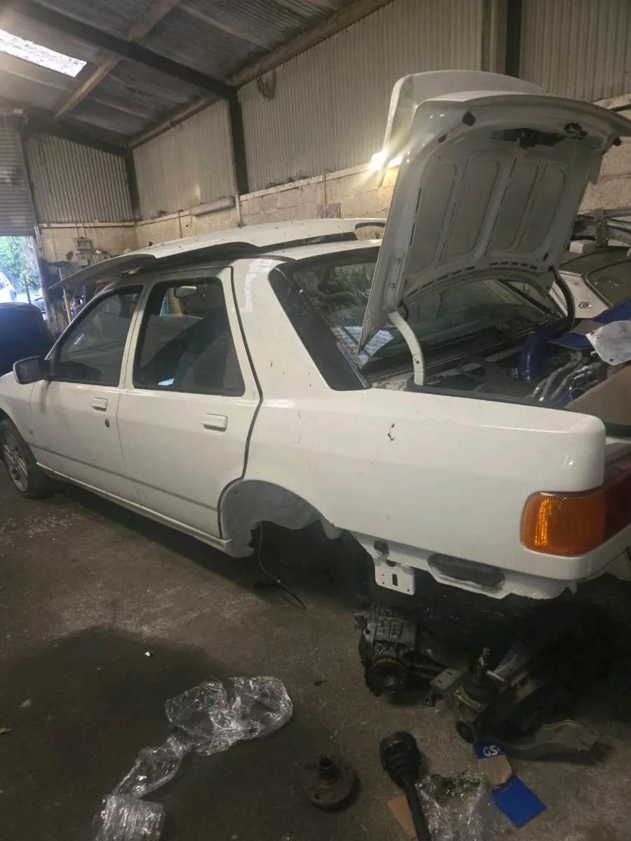 Ford sierra cosworth - Image 2