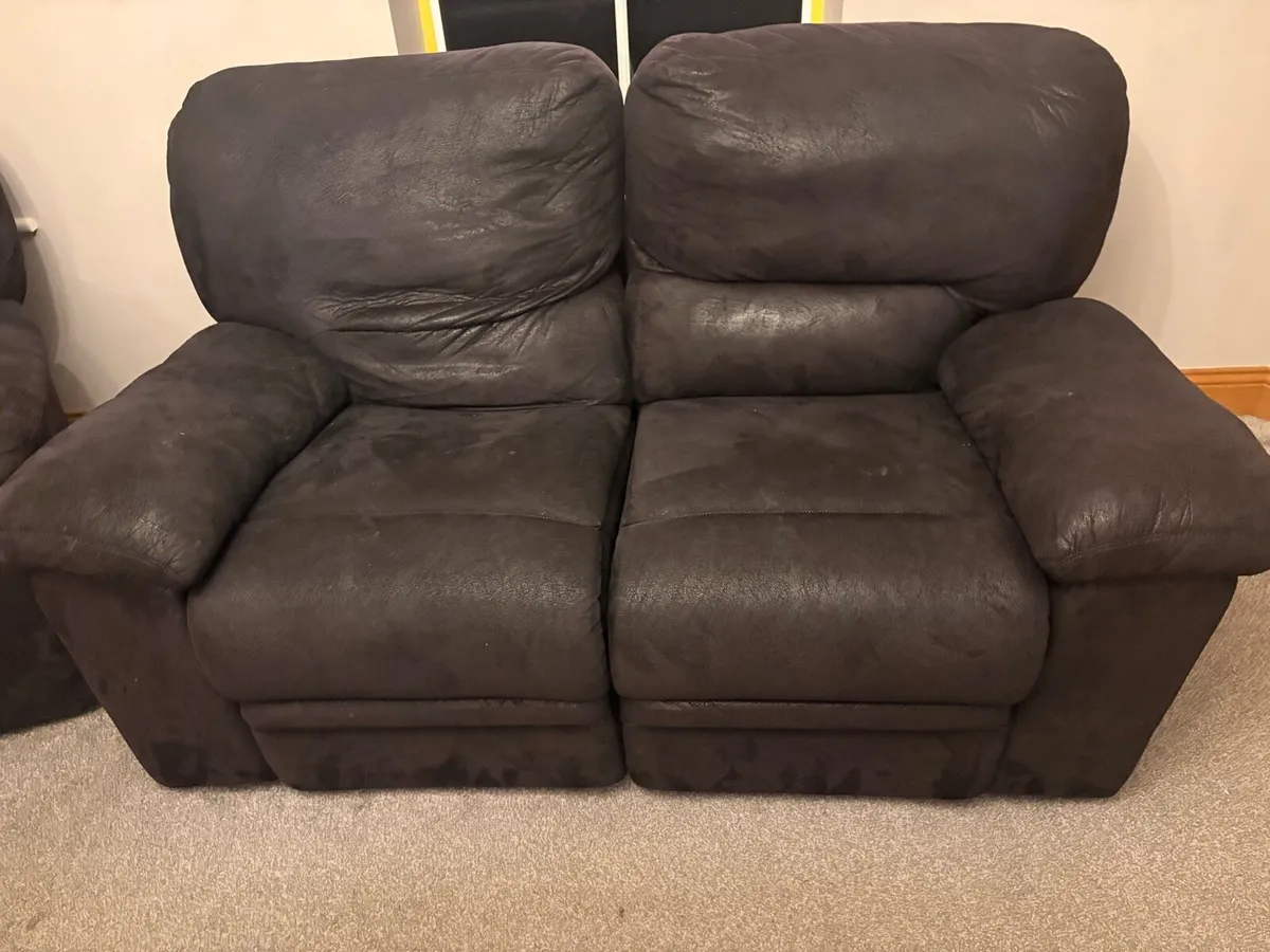2 seater recliner couch - Image 4