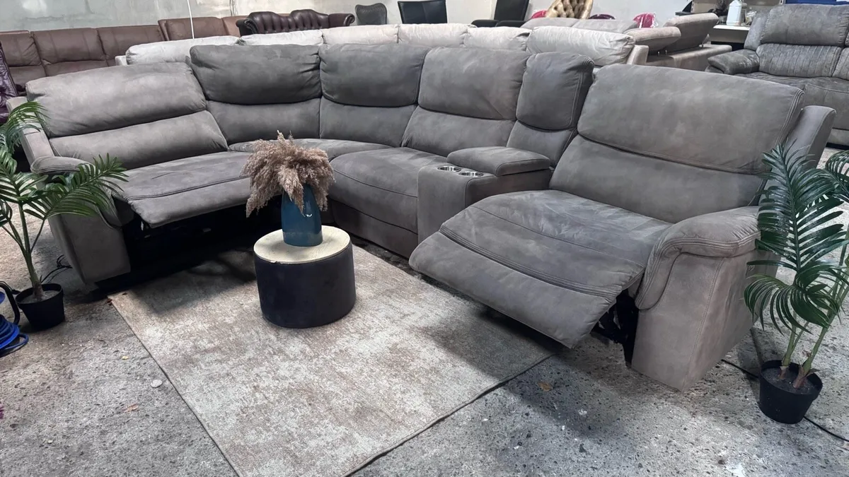 Electric recliner Harvey Norman corner sofa - Image 1