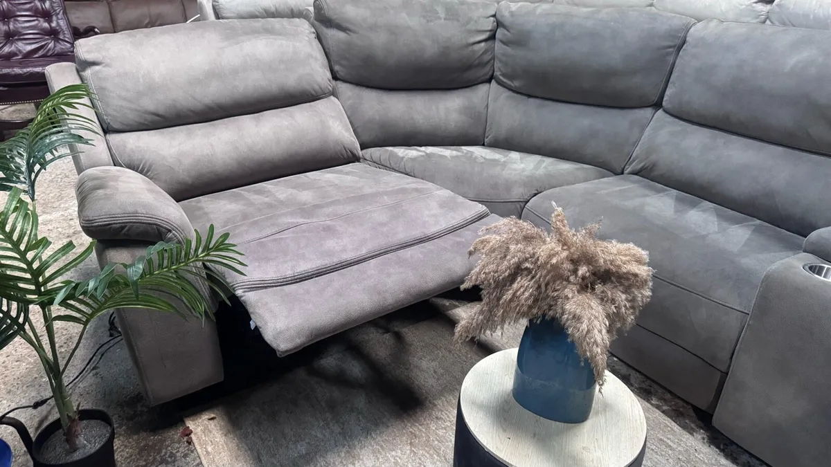 Electric recliner Harvey Norman corner sofa - Image 2