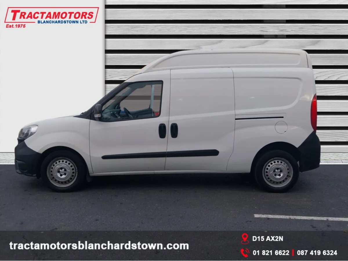 Fiat Doblo CARGO MAXI X LINE 1.6 105HP 4DR - Image 3