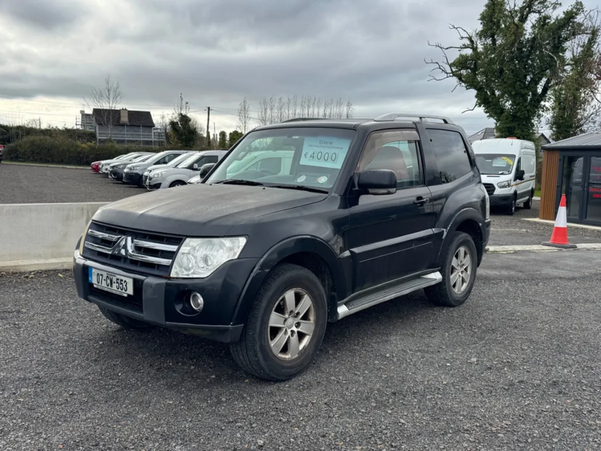 Mitsubishi Pajero 3.2 SWB COMMERCIAL 3DR - Image 1