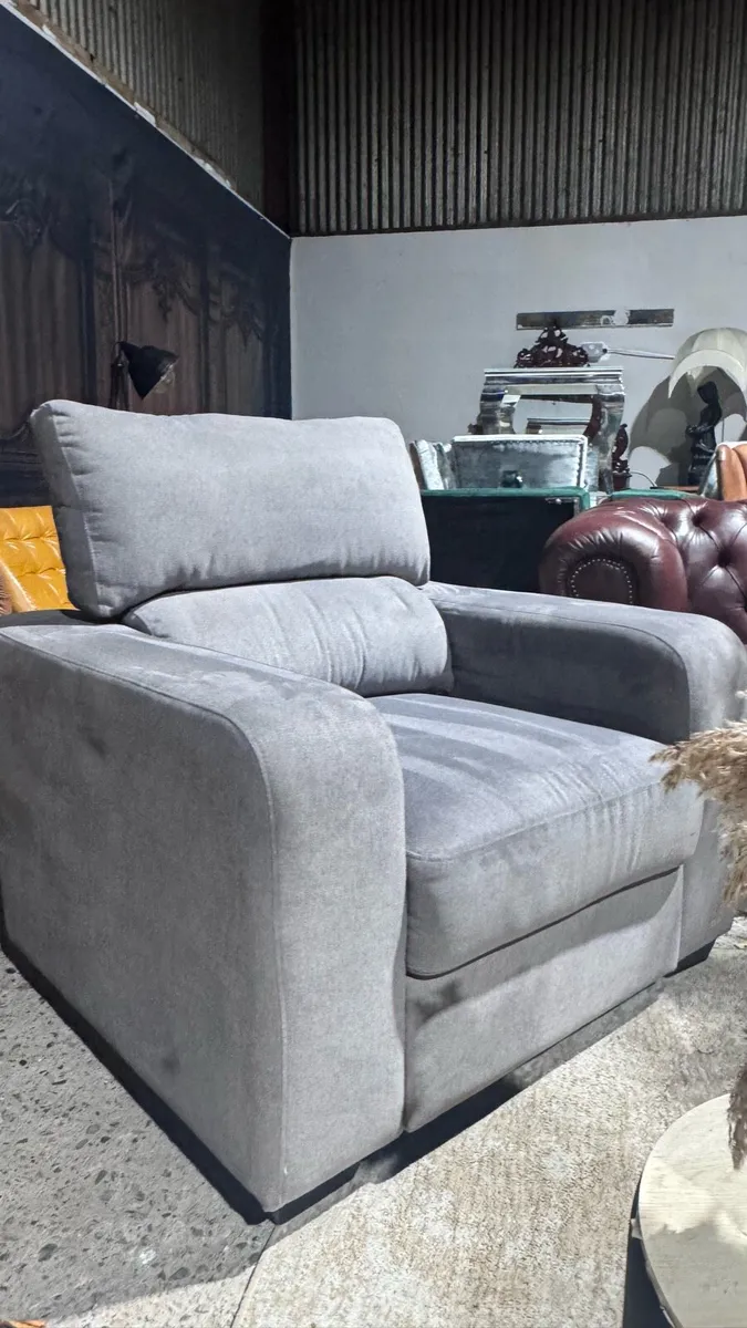 L shape corner sofa + armchair - Image 3