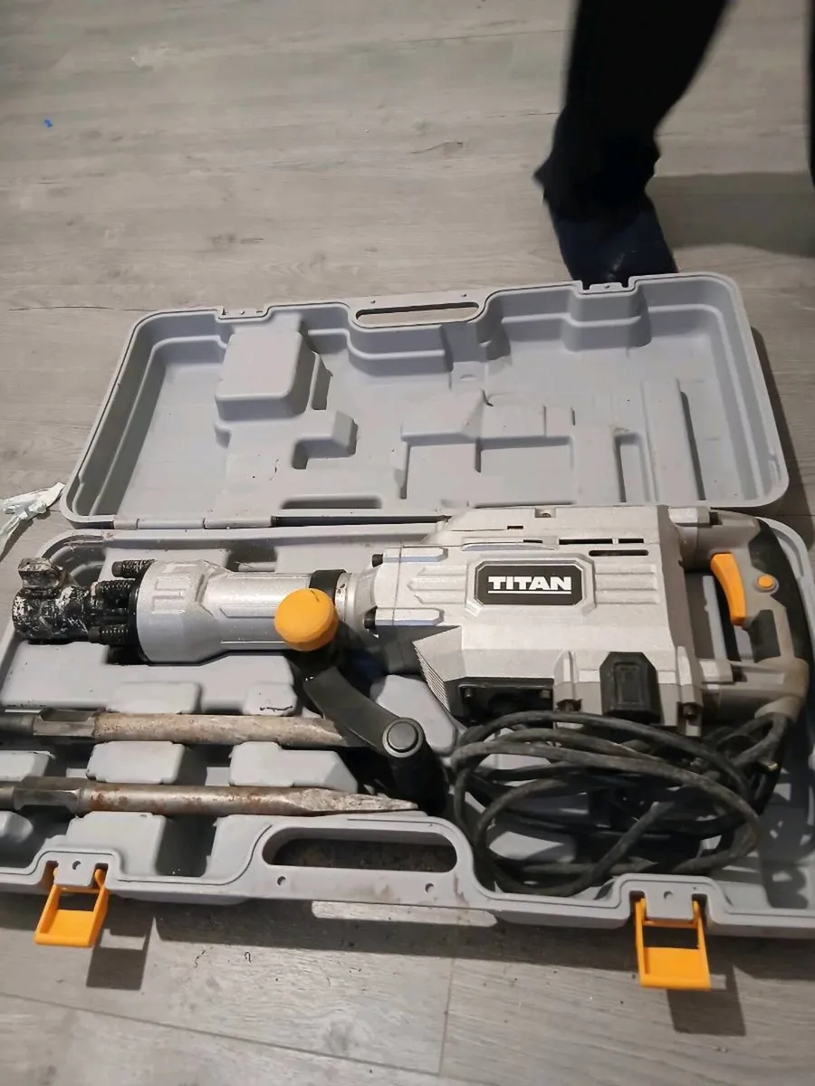 Mitew saw and jack hammer - Image 3